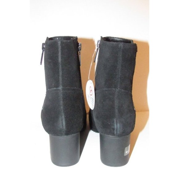 Blondo Black Suede Side Zip Ankle Booties - Picture 5 of 12